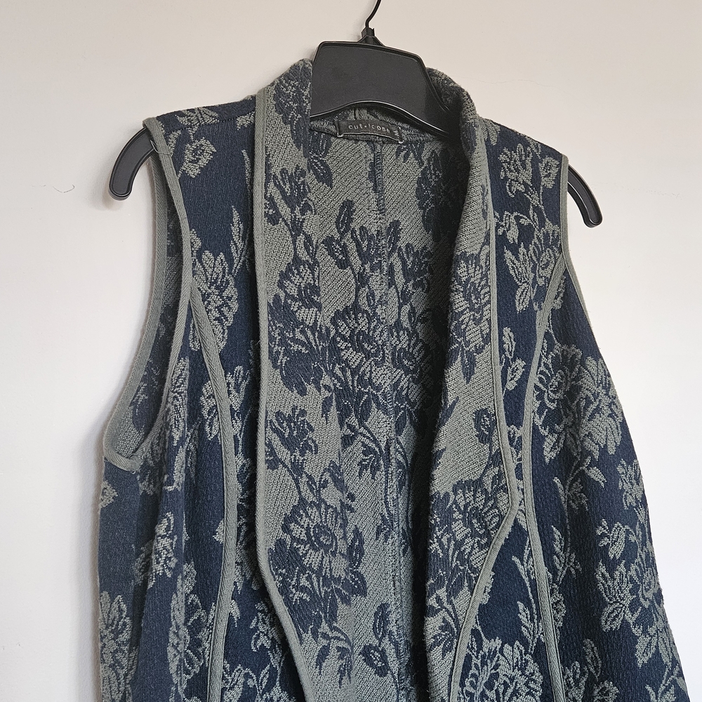 Vintage Floral Patterned Sleeveless Vest Sage Green Blue - Picture 2 of 5